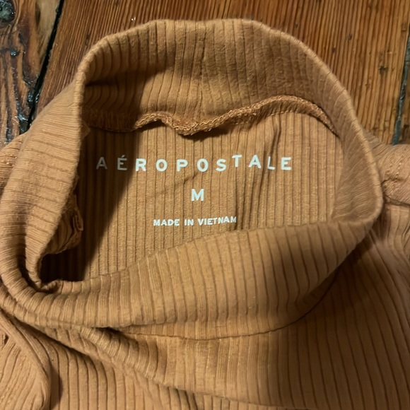 Aeropostale Turtle Neck Tank Top - Picture 2 of 2